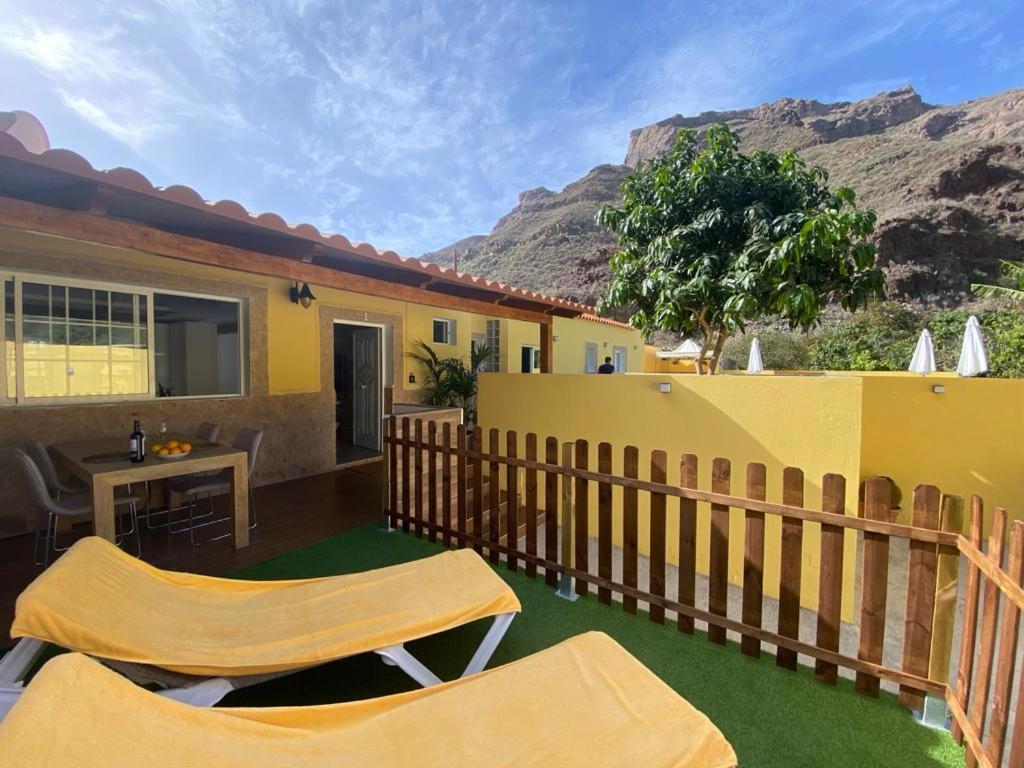 Sunny Carmelito Deluxe Apartment Mogan Bagian luar foto