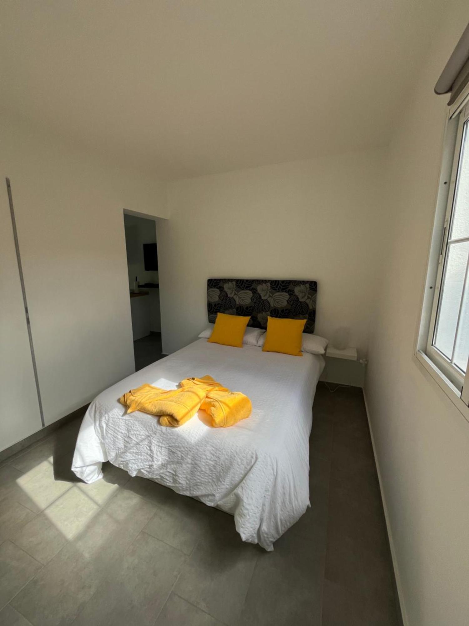 Sunny Carmelito Deluxe Apartment Mogan Bagian luar foto